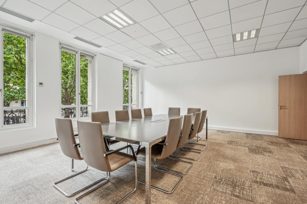 Bureau Paris 342m² Location bureau Paris OLBUR2420401 13